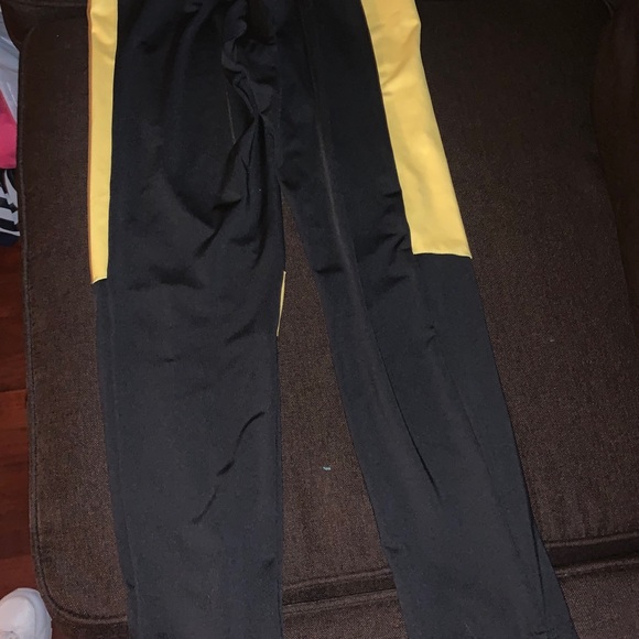 Chris Brown- Black Pyramid leggings - Picture 3 of 3